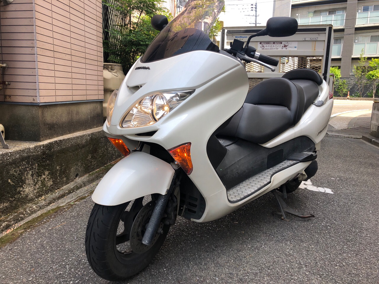 宮崎県宮崎市錦町Tモータース様　250ccスクーター買取（フォルッツァ-2　MF08型）