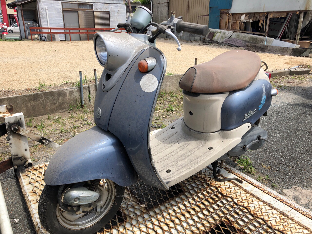 福岡県大牟田市三川町R様　原付50ccスクーター処分（ビーノ　SA10J型）
