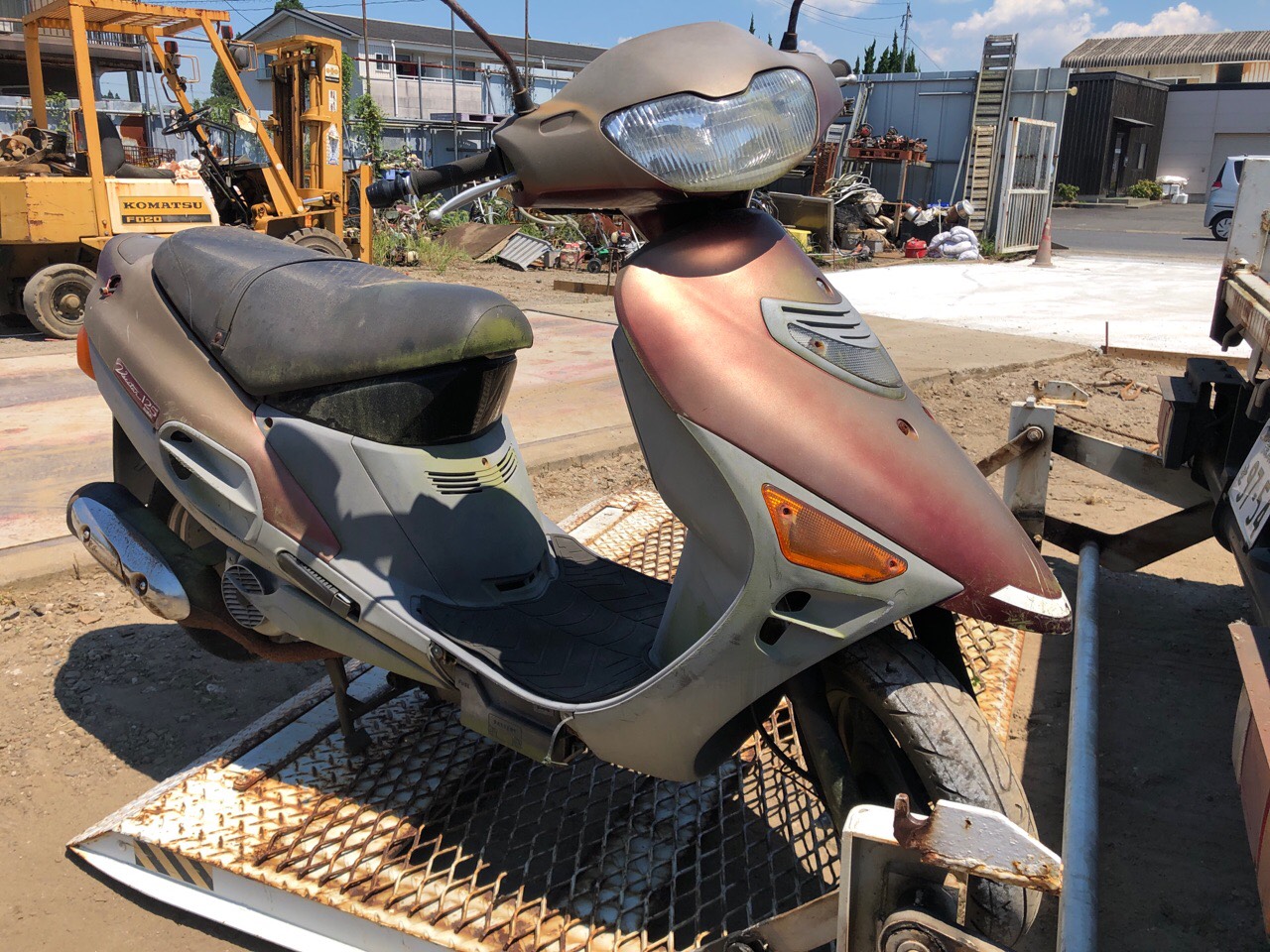 宮崎県えびの市飯野H商会様　125ccスクーター（ベクスター125　CF42A型）