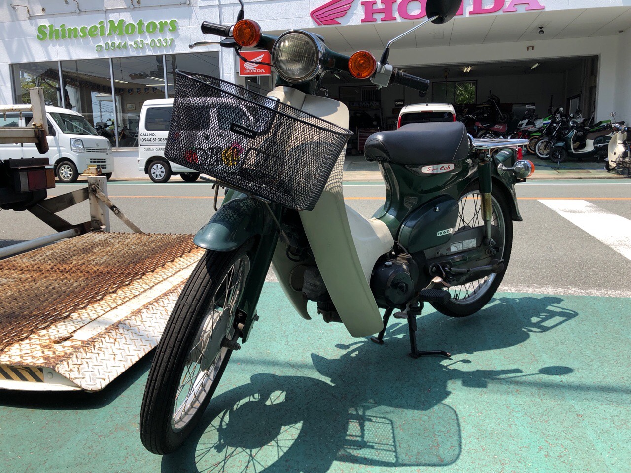 福岡県大牟田市三川町Sモータース様　原付50ccビジネスバイク（スーパーカブ50　AA01型）