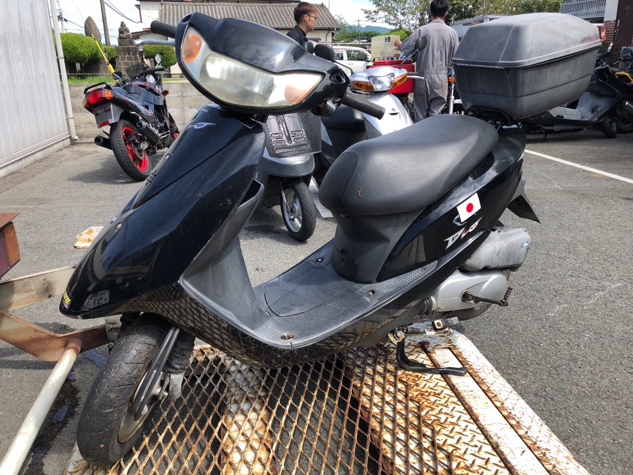 福岡県大牟田市沖田町Tモータース様　原付50ccスクーター（ディオ　AF62型）