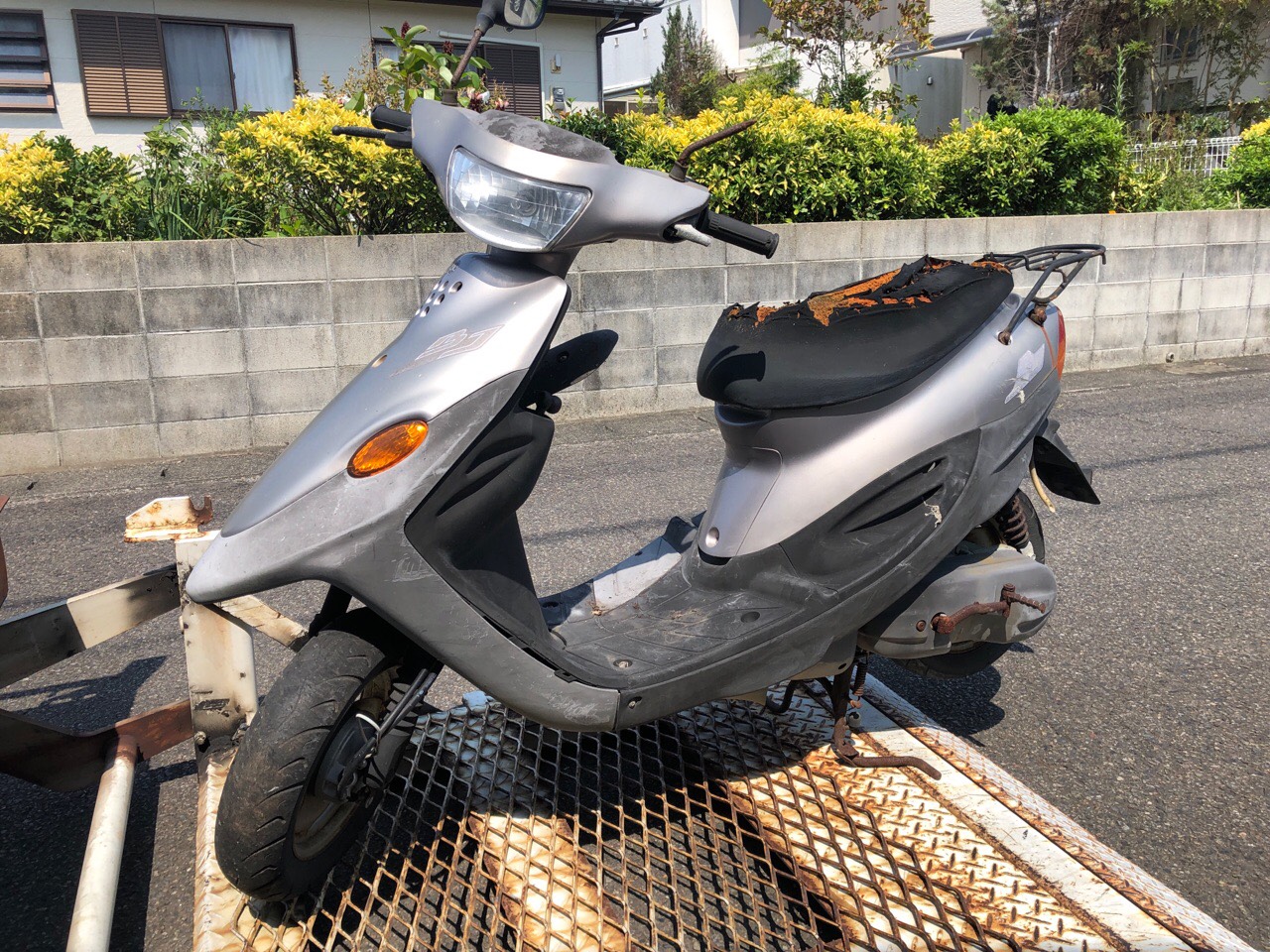 宮崎県児湯郡新富町富田Oモータース様　原付50ccスクーター（BJ　SA24J型）