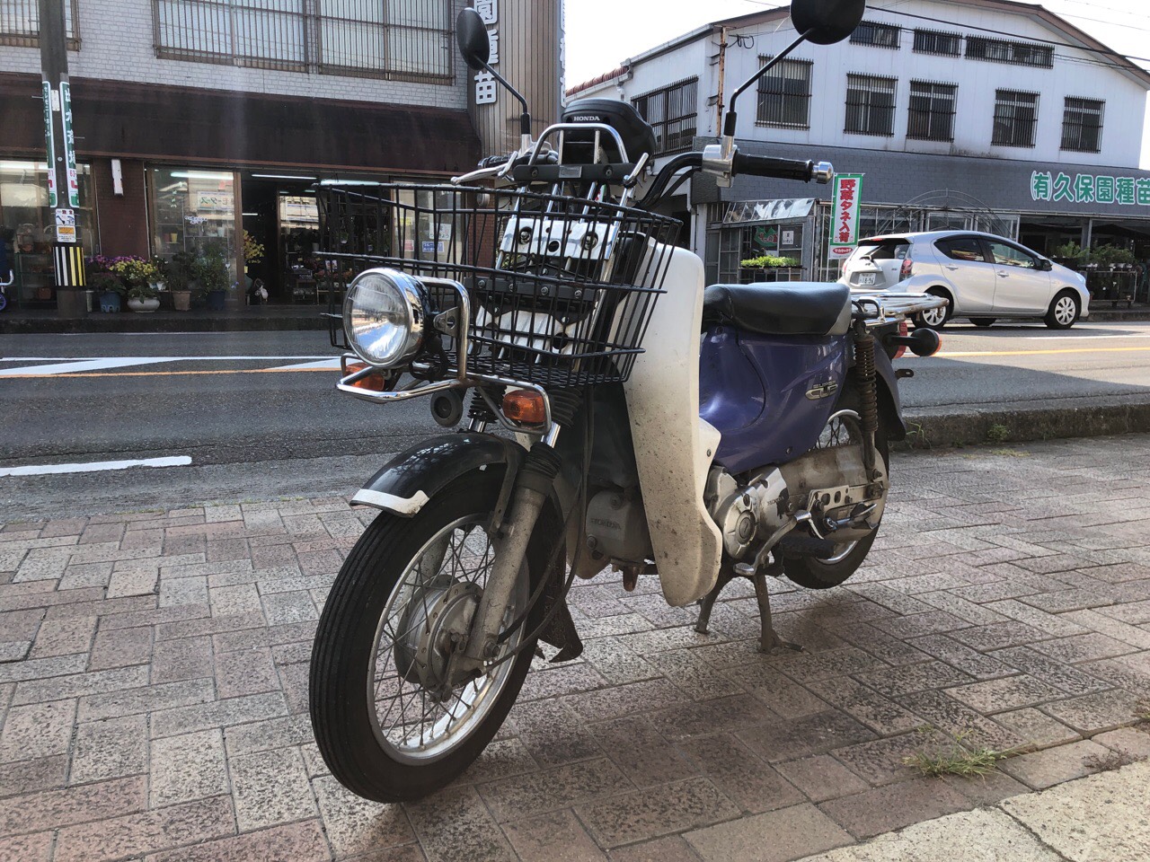 鹿児島県出水市緑町Sモータース様　110ccビジネスバイク（プレスカブ110　JA07型）
