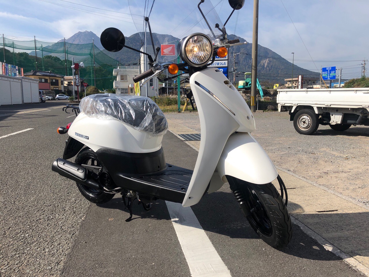 長崎県島原市安徳町Mモータース様　原付50ccスクーター（トゥデイ　AF67型）