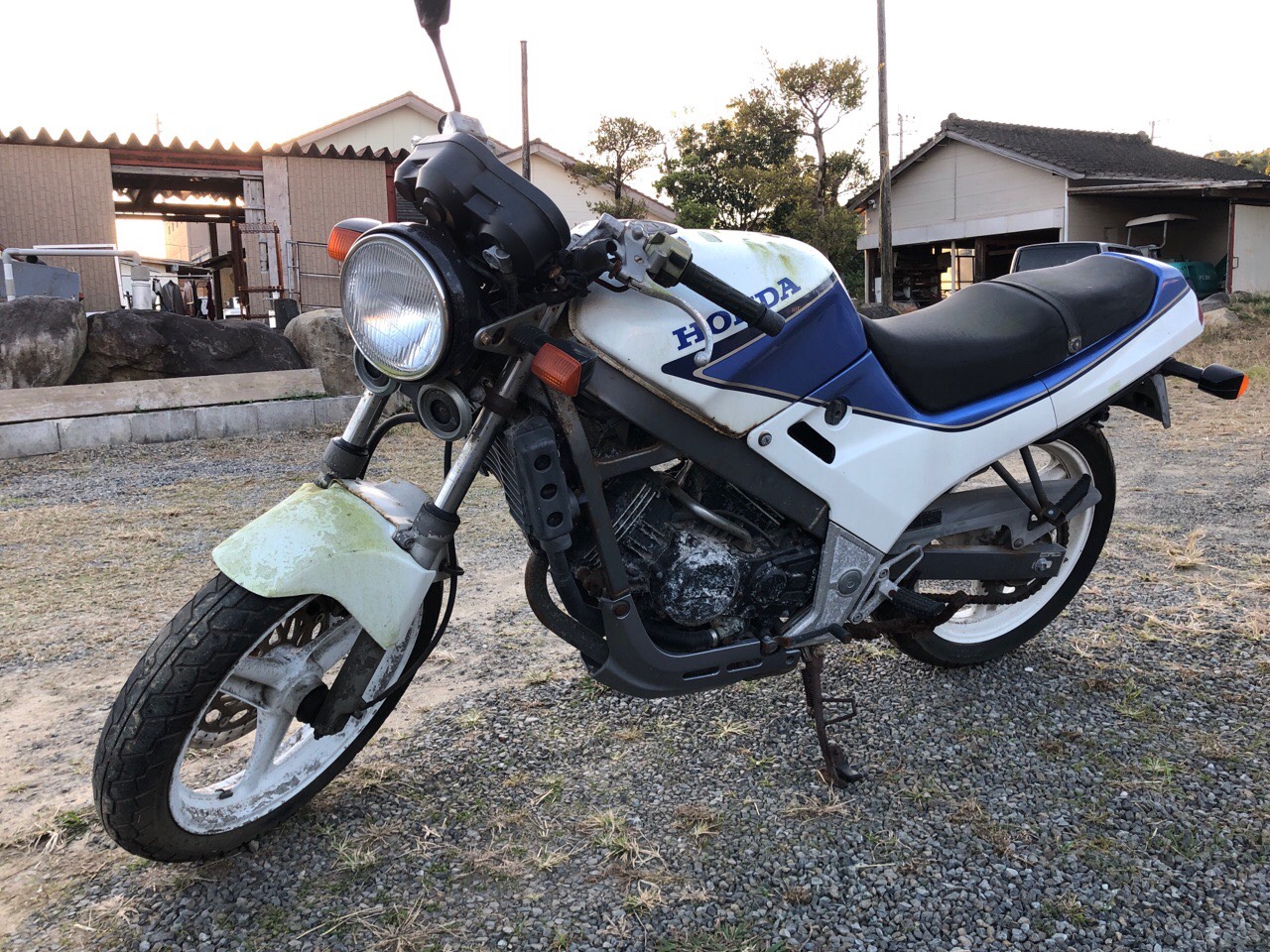 鹿児島県出水市高尾野町Sモータース様　250ccオートバイ（VTZ250　MC15型）