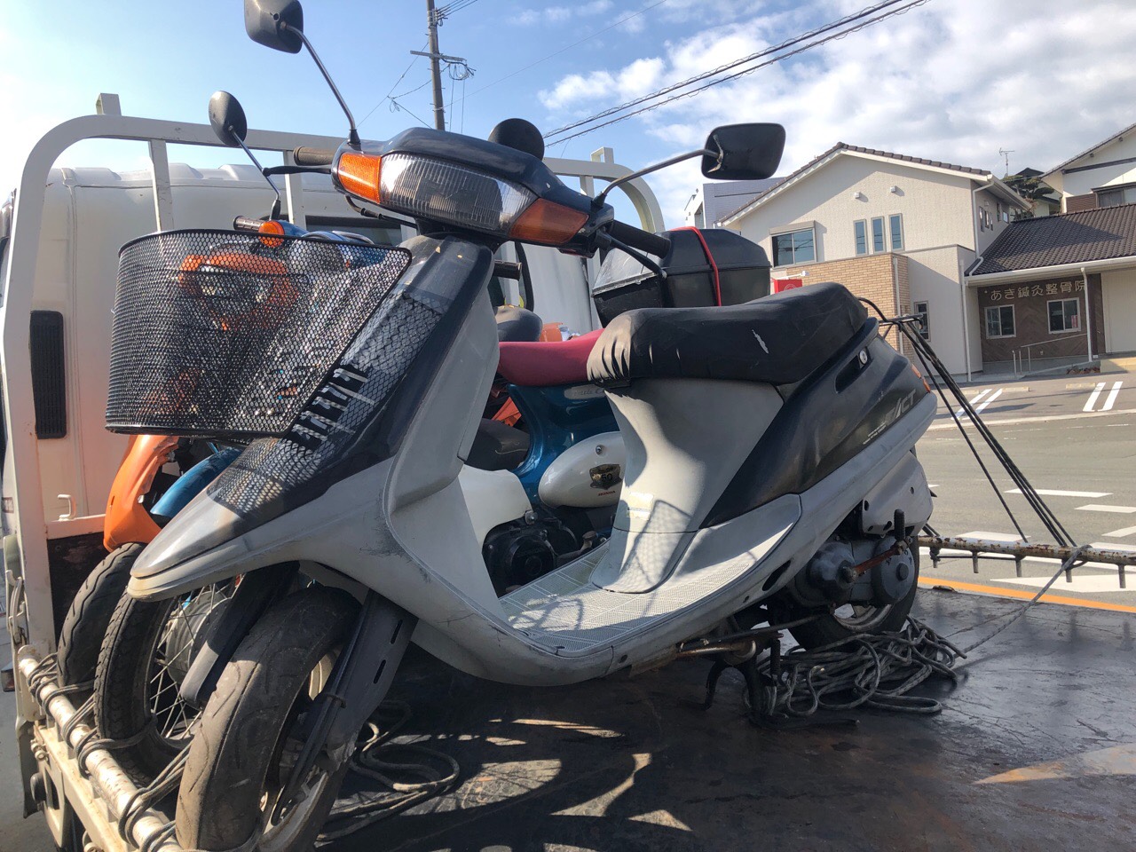 福岡県大牟田市羽山台Sモータース様　原付50ccスクーター（タクト　AF24型）