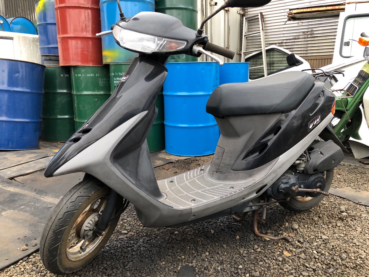 鹿児島県出水市六月田町M商会様　原付50ccスクーター（スーパーディオ　AF27型）