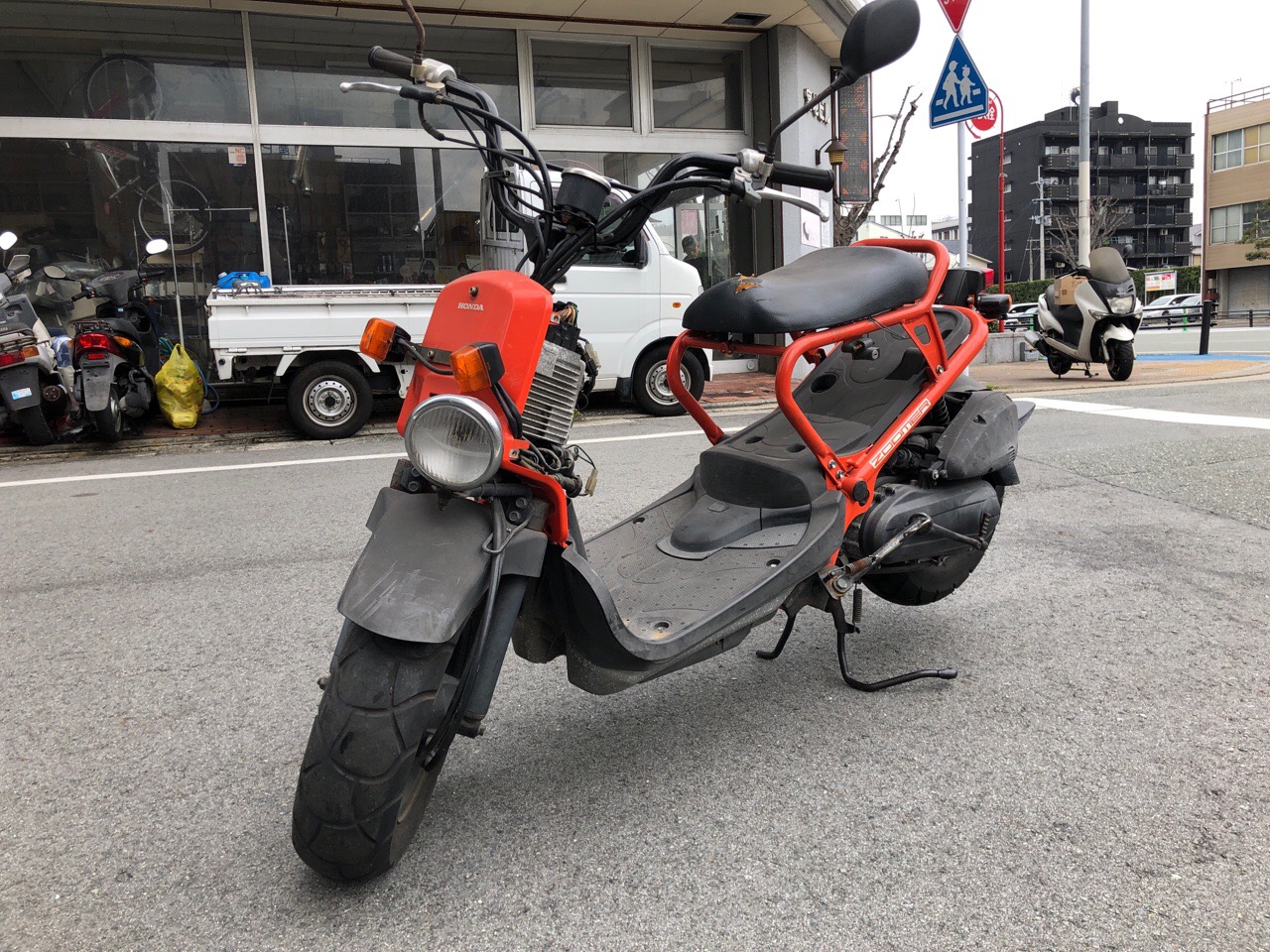 福岡県大牟田市バイクショップ様　原付50ccスクーター（ズーマー　AF58型）