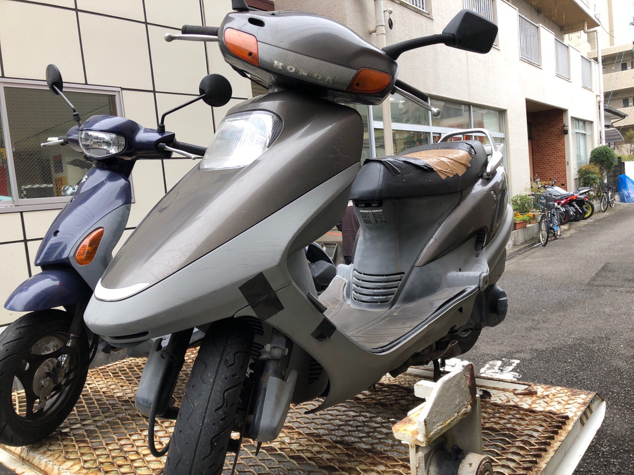 宮崎県宮崎市バイクショップ様　125ccスクーター（スペイシー125　JF04型）