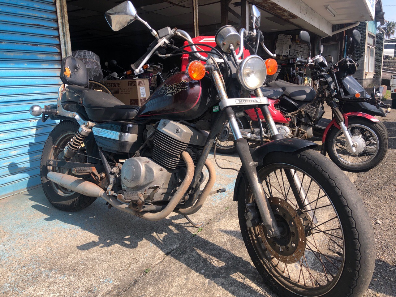 宮崎県児湯郡バイクショップ様　250ccオートバイ（レブル250　MC13型）