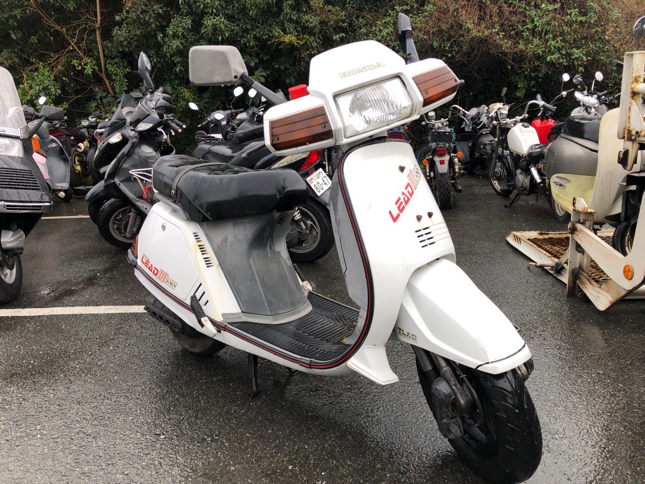 福岡県大牟田市バイクショップ様　80ccスクーター（リード80SS)