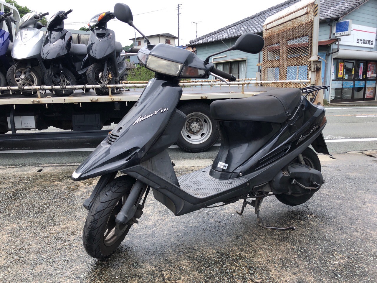 バイク買取　福岡県大牟田市バイクショップ様（アドレスV100 　CE13A型　100ccスクーター）