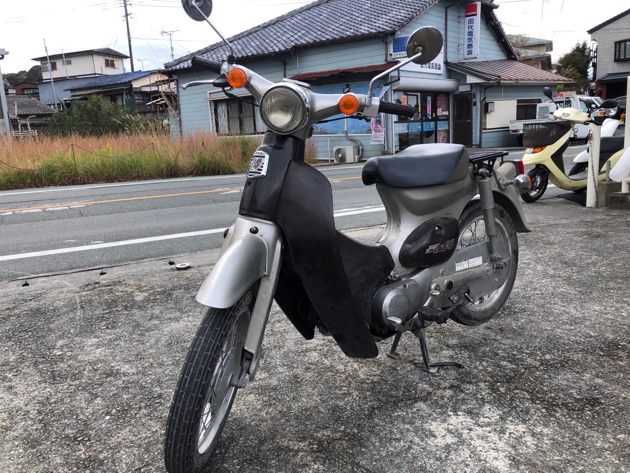 バイク買取　福岡県大牟田市バイクショップ様（リトルカブ　C50型　原付50ccバイク）