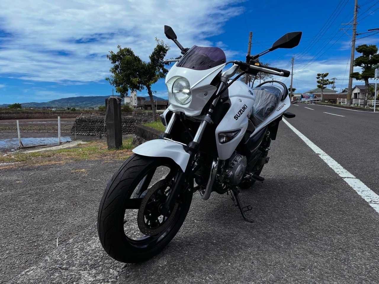 良質オートバイ高価買取　長崎県南島原市バイクショップ様　SUZUKI　GSR250　※完成中古車