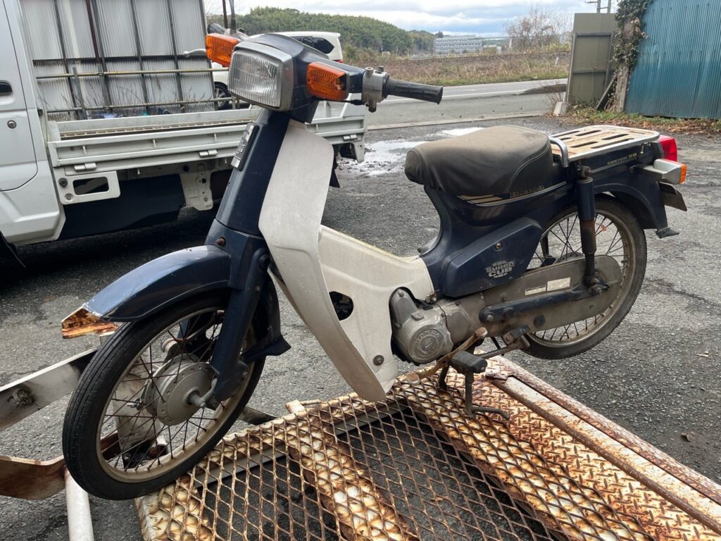 バイク引取　熊本市北区植木町大和I様　HONDA　スーパーカブ50カスタム　C50型