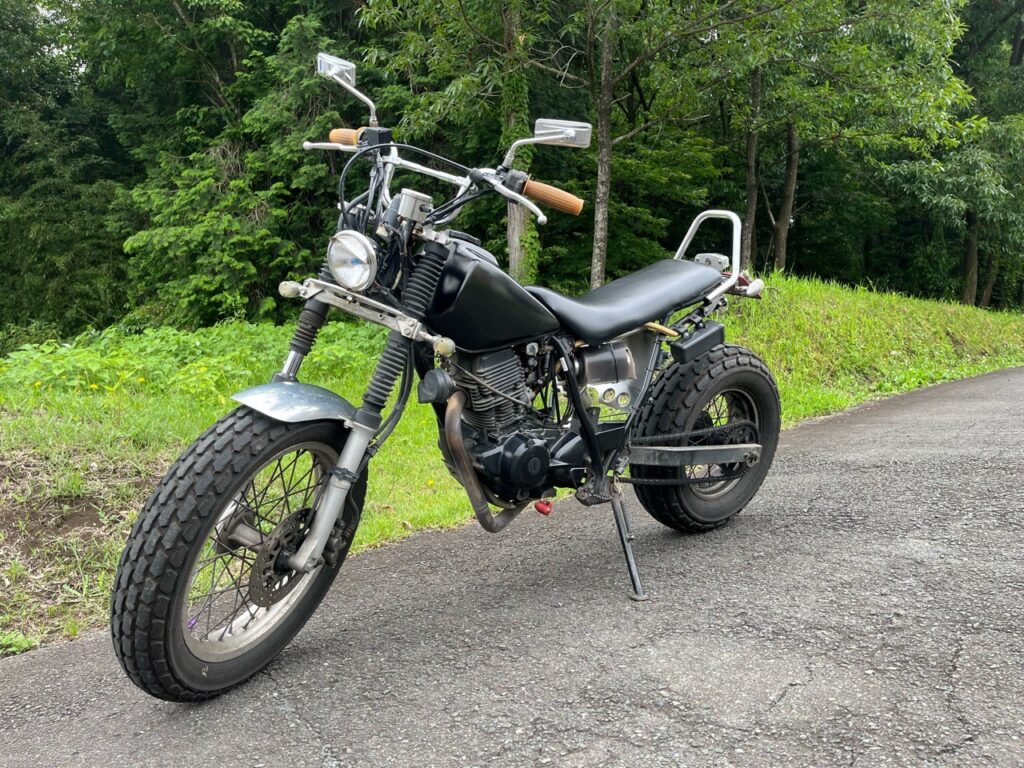 阿蘇郡西原村小森F様　YAMAHA　TW200改　DG07J型